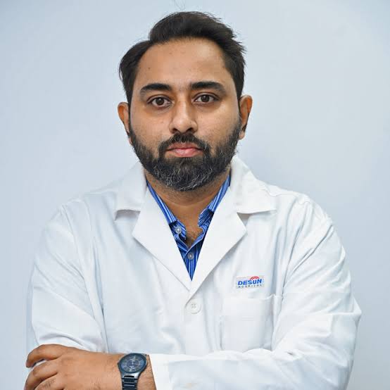 Dr Arnab Pathak